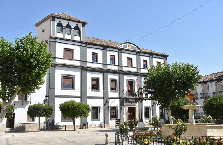 Satisfacción en el equipo de gobierno ante la inadmisión de un recurso presentado contra el Ayuntamiento por el concejal socialista Juan Fco. Valero, al que incluso se le multa por hacerlo con “temeridad manifiesta”