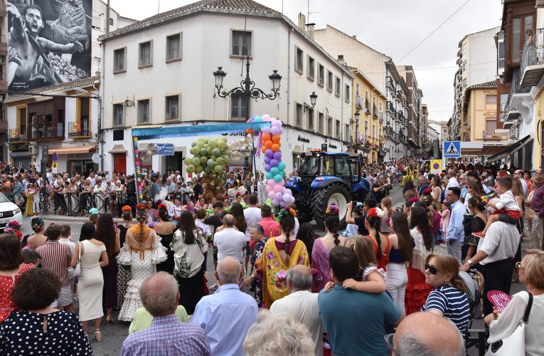 La gran Cabalgata anunciadora… – Excmo. Ayuntamiento de Baza