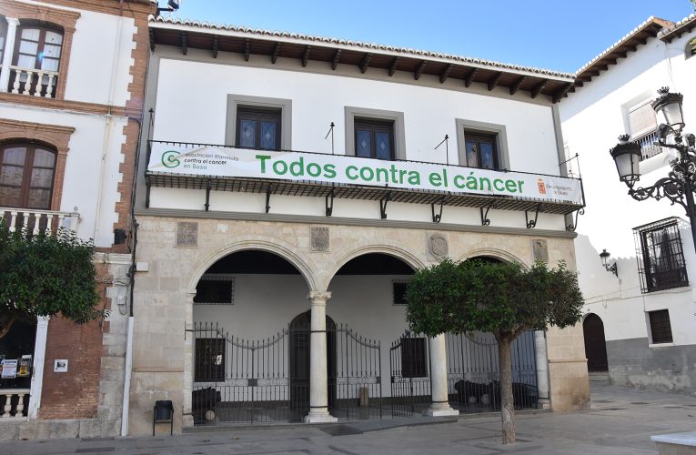 En Baza “nos tomamos a pecho” la lucha contra el cáncer de mama – Excmo. Ayuntamiento de Baza