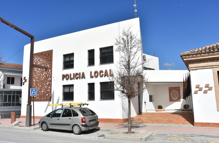 La Policía Local de Baza pone en marcha un dispositivo especial para mejorar la seguridad y la fluidez del tráfico en Navidad
