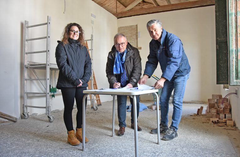 Firmada el acta de replanteo para las obras de rehabilitación arquitectónica y funcional de la antigua estación de ferrocarril de Baza