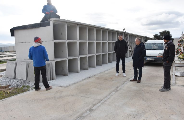 El Ayuntamiento dobla la inversión habitual y construye 80 nuevos nichos en el cementerio – Excmo. Ayuntamiento de Baza