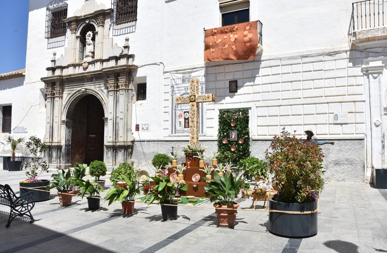 Publicadas las bases para la gran fiesta de la Cruz en Baza, que se celebrará del jueves 30 de abril al domingo 3 de mayo – Excmo. Ayuntamiento de Baza