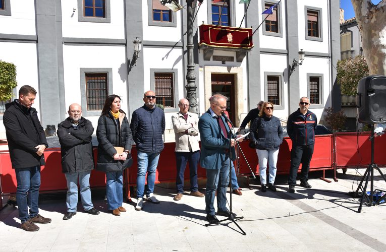 Baza se manifiesta contra el cáncer de colon – Excmo. Ayuntamiento de Baza
