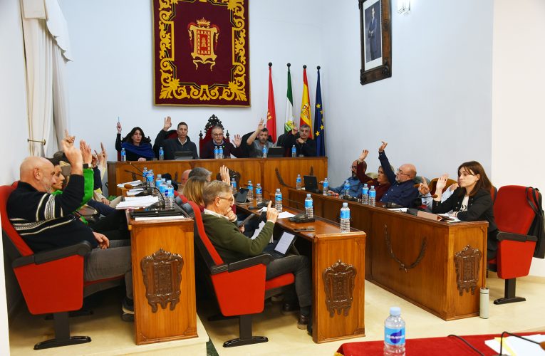 El Ayuntamiento de Baza acepta como donación el edificio situado en calle Zapatería 23, donde se asienta parte del antiguo Arco de la Magdalena