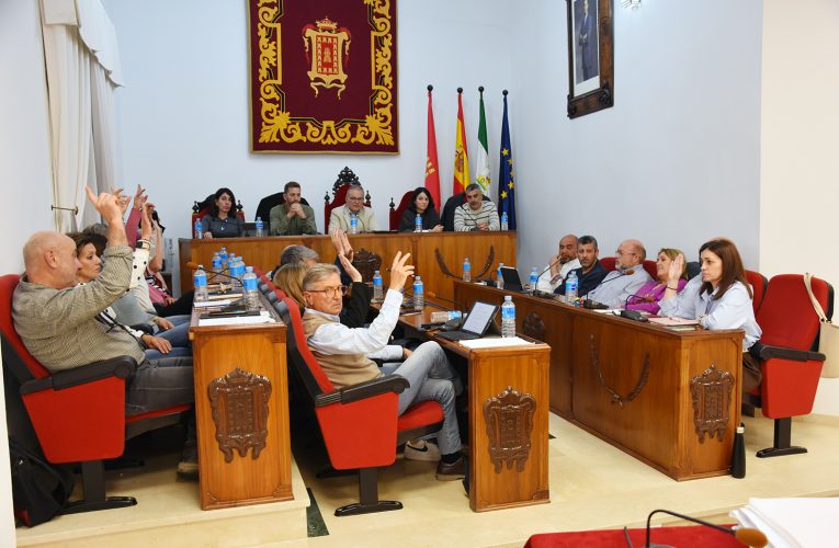 El pleno de abril aprobó los pliegos que regularán el nuevo proceso de adjudicación del Servicio de Ayuda a Domicilio en nuestra ciudad