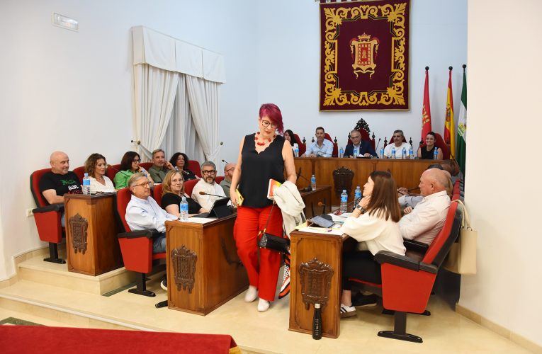 La oposición rechaza la urgencia de varias modificaciones de crédito planteadas por el equipo de gobierno en el pleno ordinario de mayo