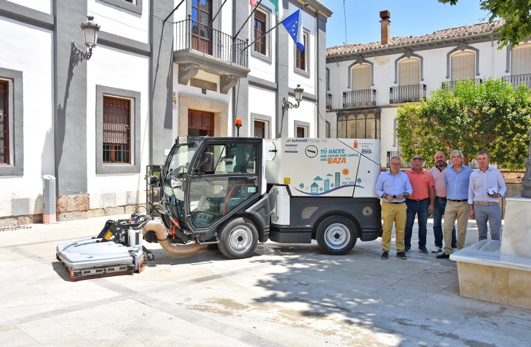 El Ayuntamiento de Baza suma una nueva barredora con campana de fregado a la limpieza viaria de la ciudad – Excmo. Ayuntamiento de Baza