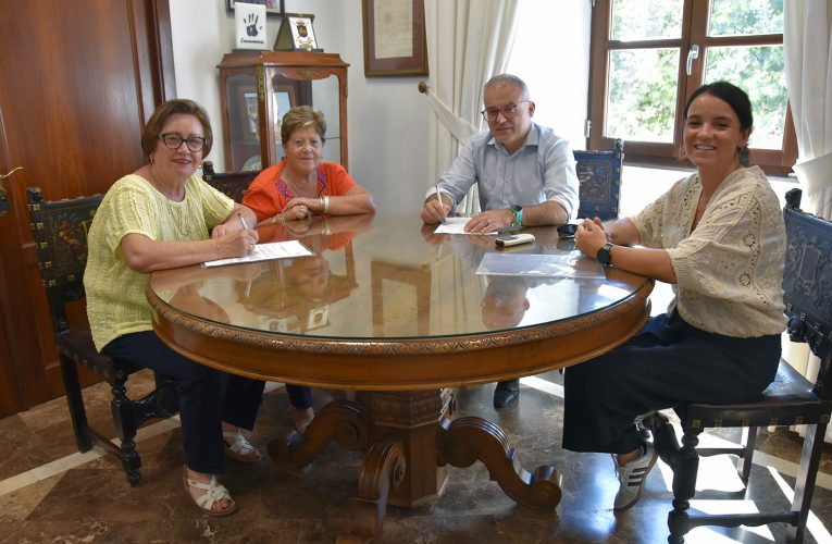 Ayuntamiento y asociación Nuestros Mayores del Ángel renuevan la subvención municipal de 1.500 euros – Excmo. Ayuntamiento de Baza
