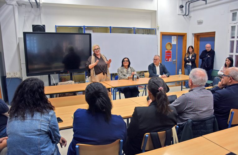 El alcalde de Baza asiste a la inauguración del curso 2026-2027 en la Escuela Oficial de Idiomas – Excmo. Ayuntamiento de Baza