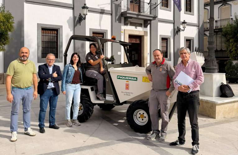 Las concejalías de Urbanismo y Mantenimiento incorporan un nuevo dumper a su parque de maquinaria – Excmo. Ayuntamiento de Baza
